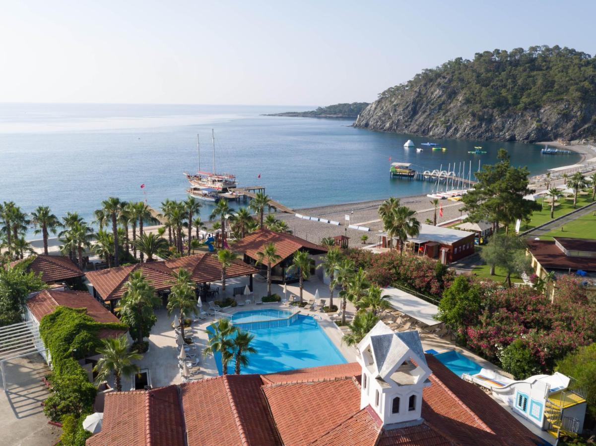 Club Akman Beach Camyuva Luaran gambar