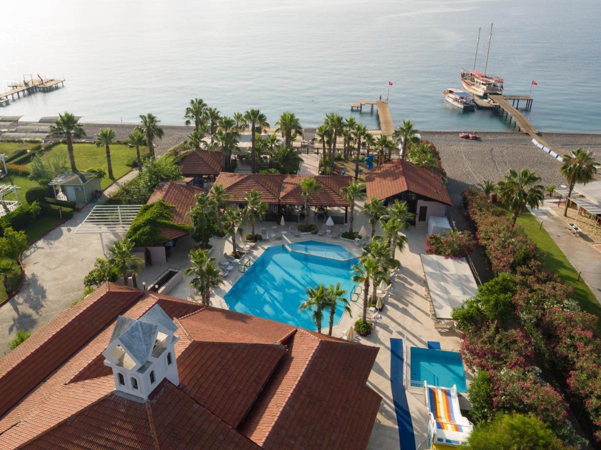 Club Akman Beach Camyuva Luaran gambar