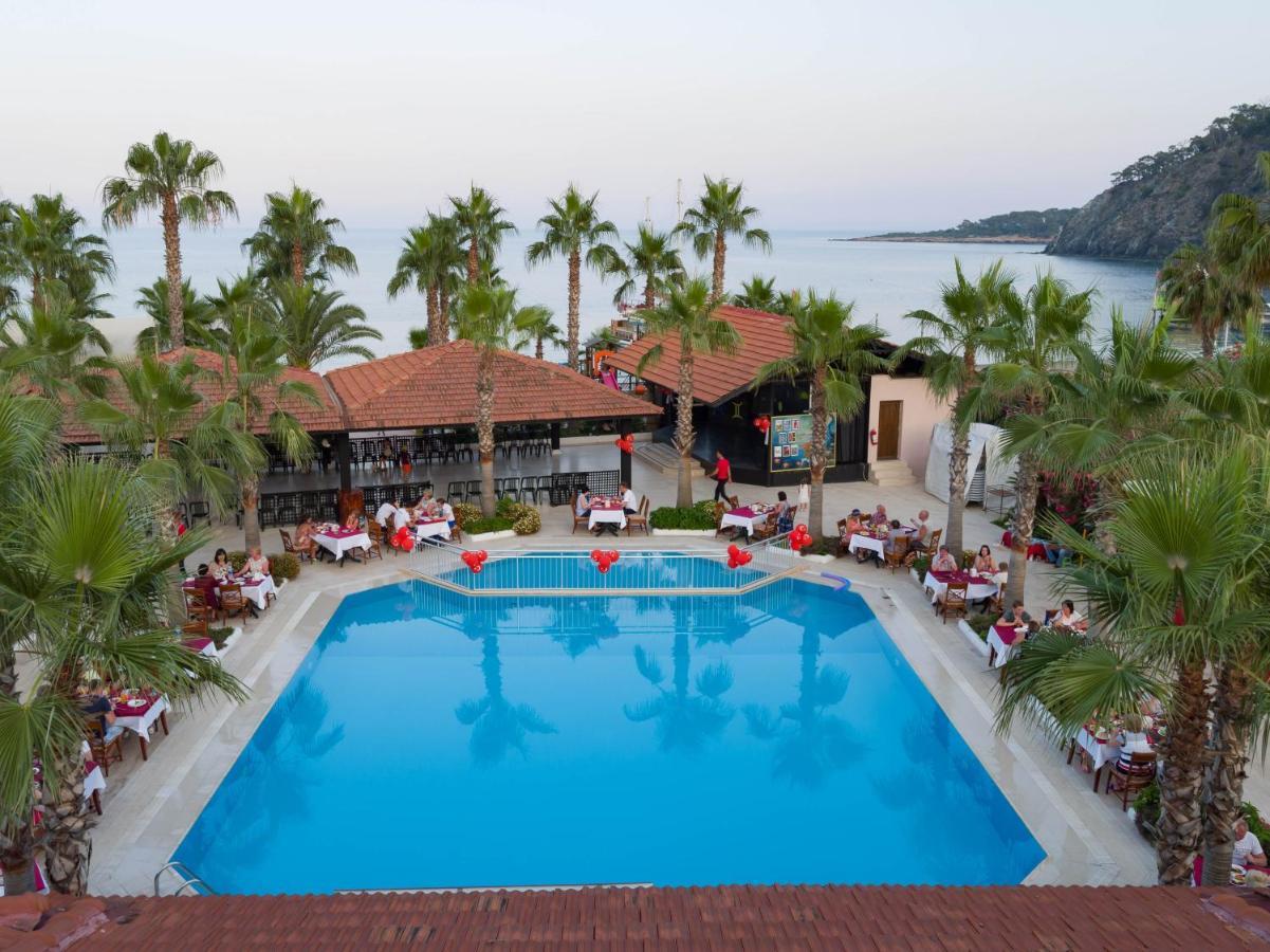 Club Akman Beach Camyuva Luaran gambar