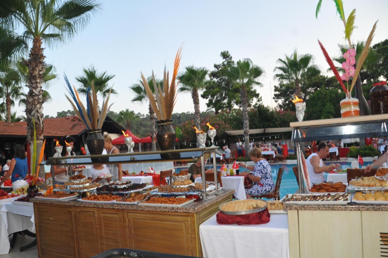 Club Akman Beach Camyuva Luaran gambar