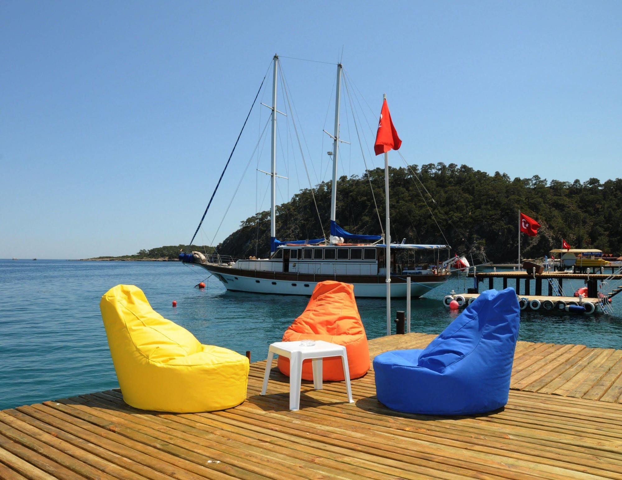 Club Akman Beach Camyuva Luaran gambar